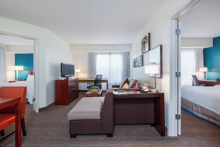 Room 11 of 21