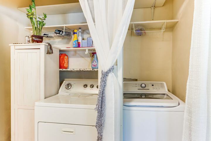 Charming St. James Home Near Maramec Spring Park!