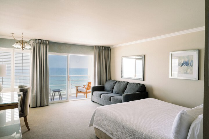 Laguna Surf Lodge by SCP Hotels