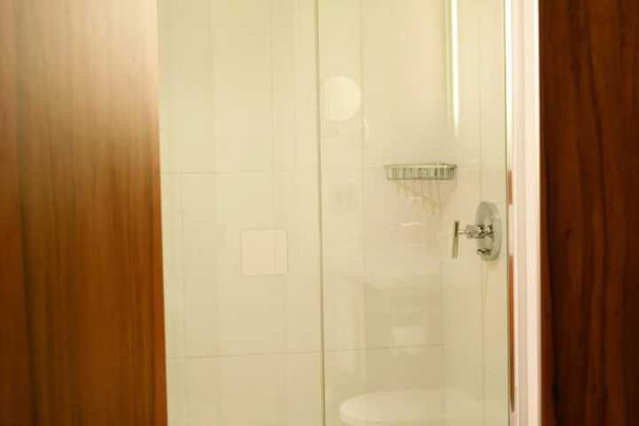 Room 26 of 41
