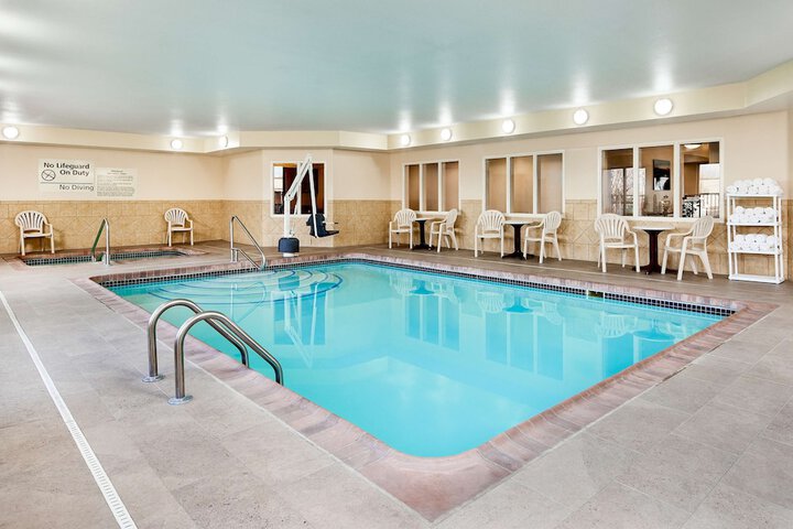Pool 4 of 26