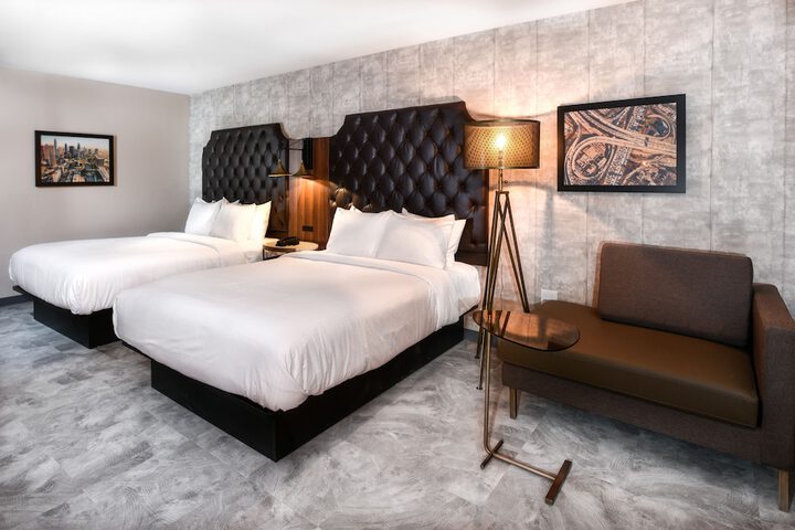 Room 43 of 49