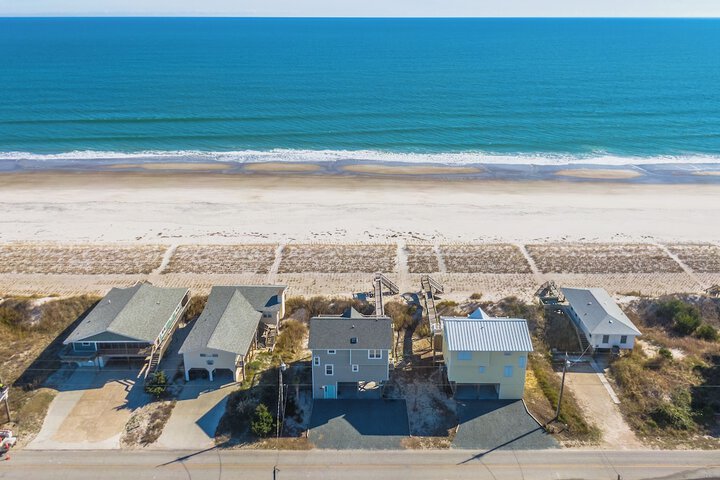 Paradise Palms by Topsail Realty