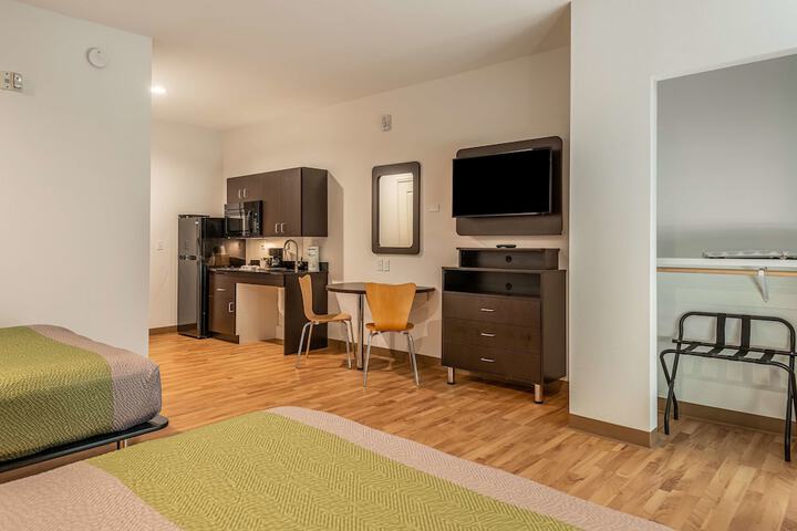 Room 20 of 35