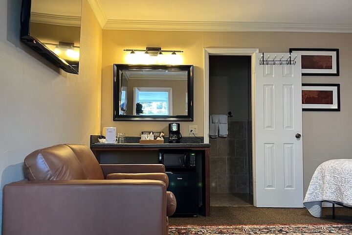 The Mount Vernon Inn