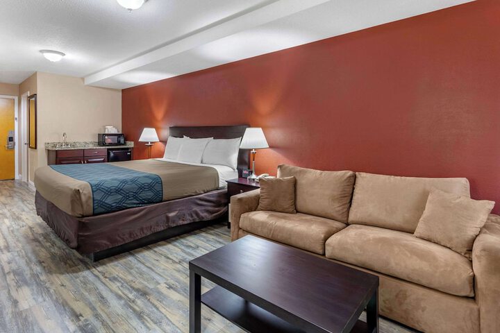 Room 41 of 50