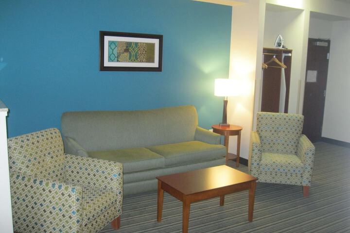Room 23 of 68