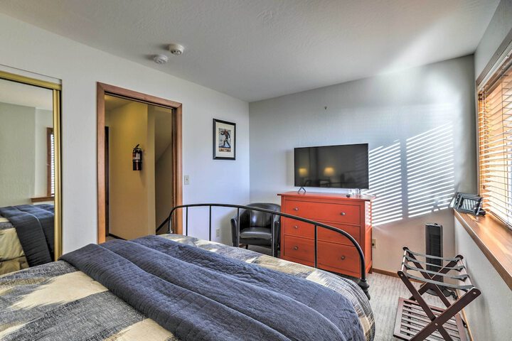 Steps to Diamond Peak: Incline Village Condo