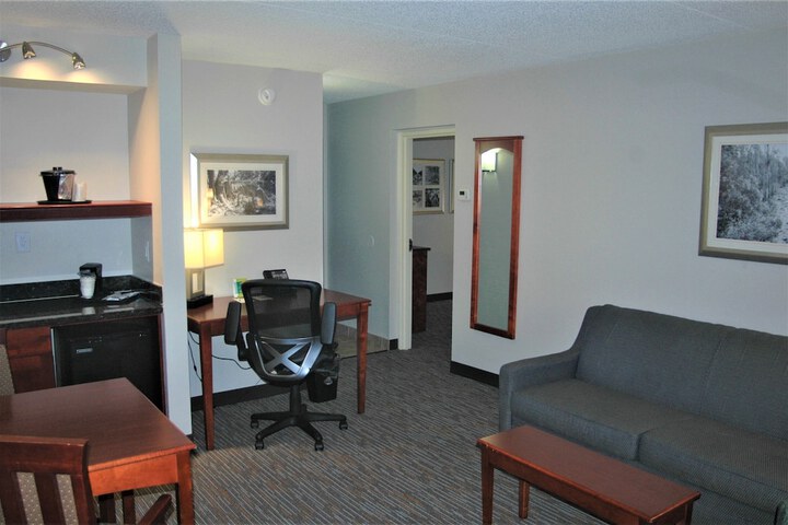 Wingate by Wyndham Valdosta / Moody AFB