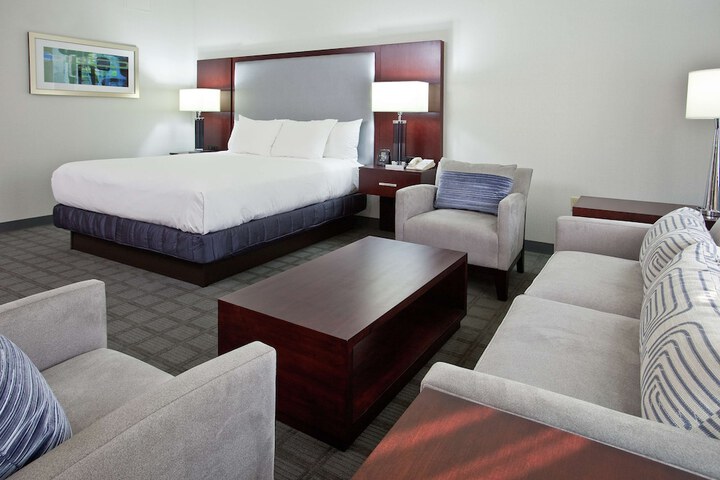 Room 28 of 52