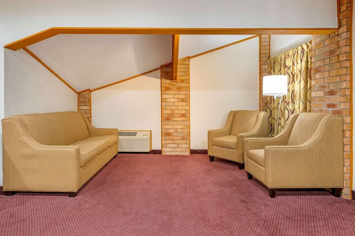 Room 51 of 67