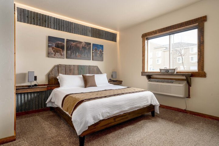 Room 50 of 53