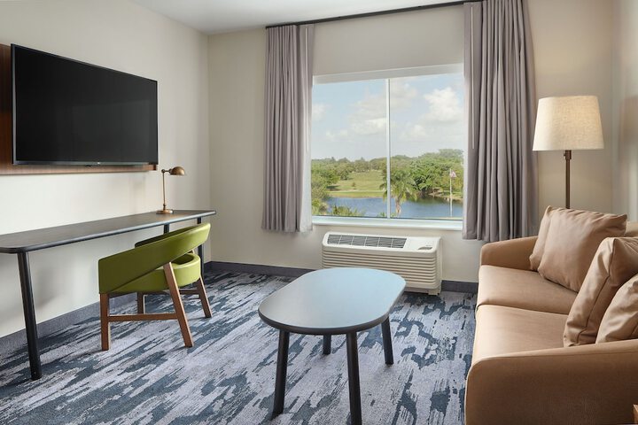 Room 18 of 26