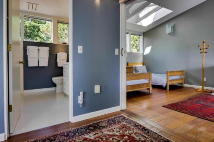 Seascape Panorama House