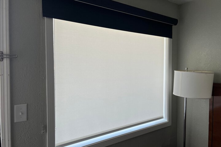 Room 10 of 24