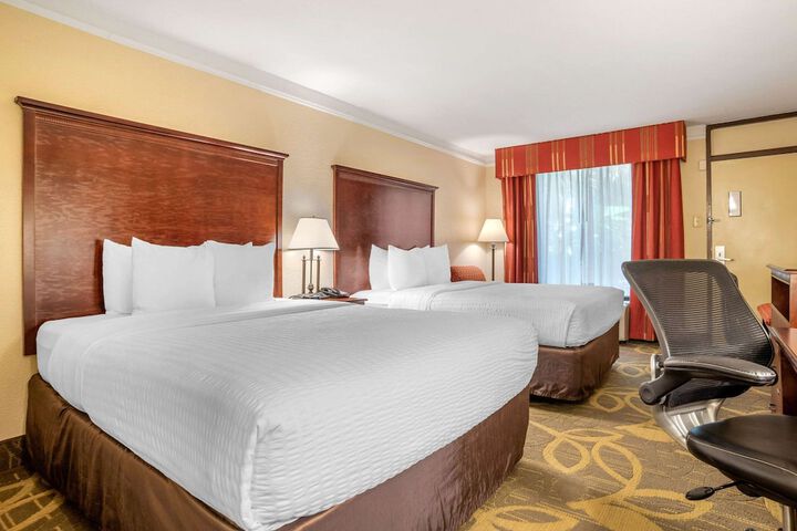 Clarion Inn and Conference Center