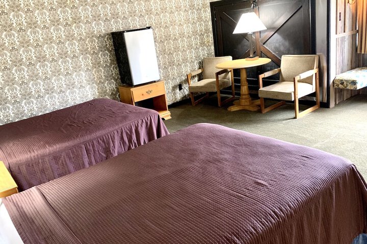 Room 190 of 334