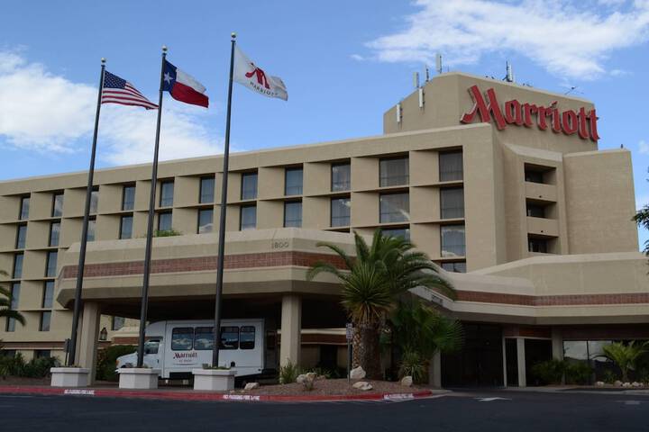 Hotel 3 of 34