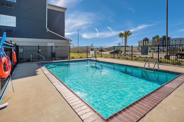 Candlewood Suites Lake Charles - Sulphur by IHG