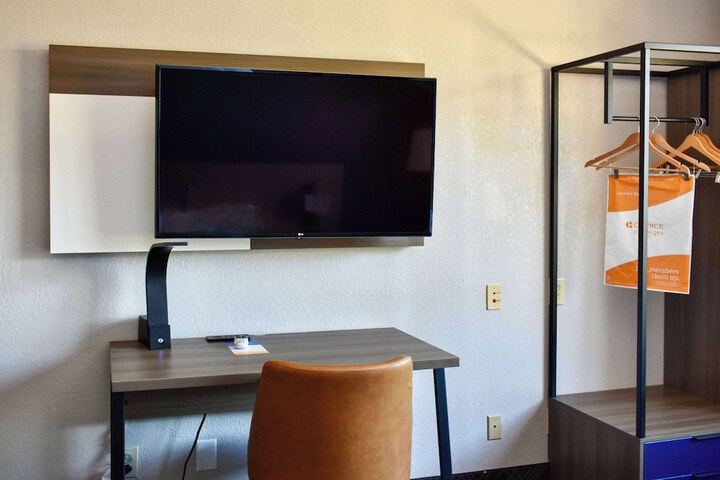 Room 31 of 42