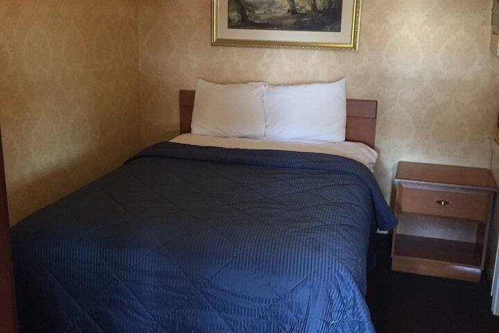 Town and Country Motel