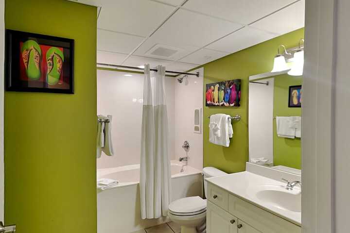 Room 206 of 394