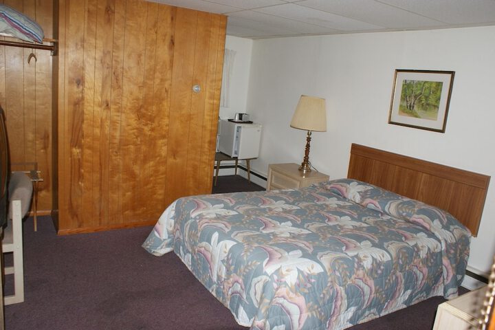 Northern Peaks Motor Inn