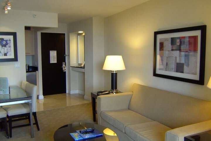 Room 8 of 15