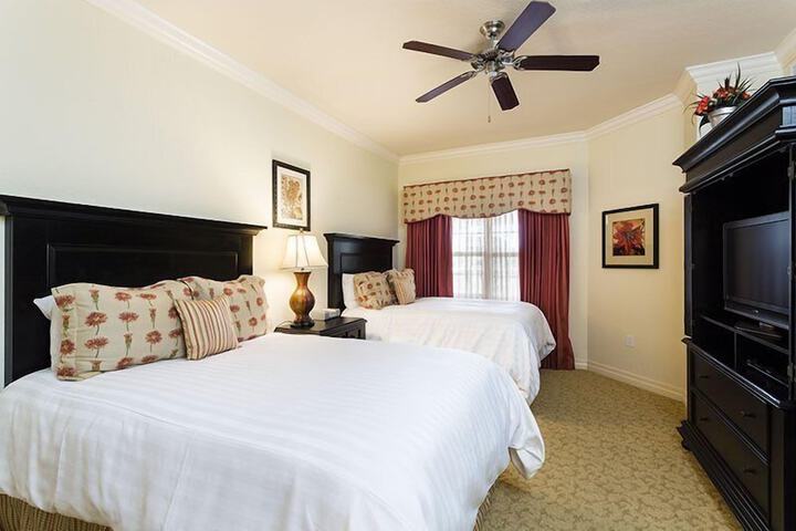 Room 18 of 37