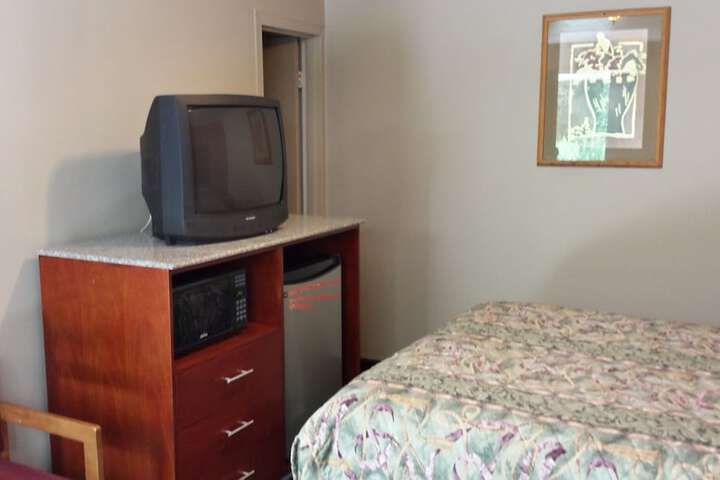 Budget Inn Fairport