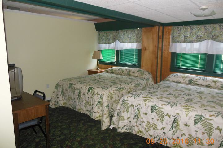 Room 37 of 98
