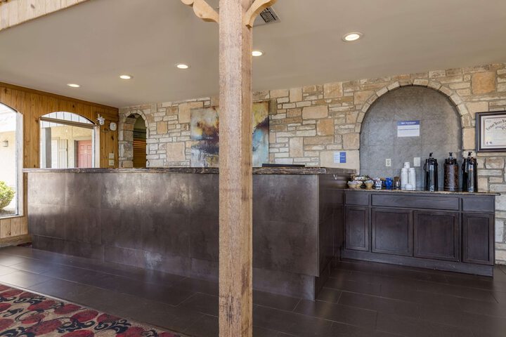Best Western Sunday House Inn