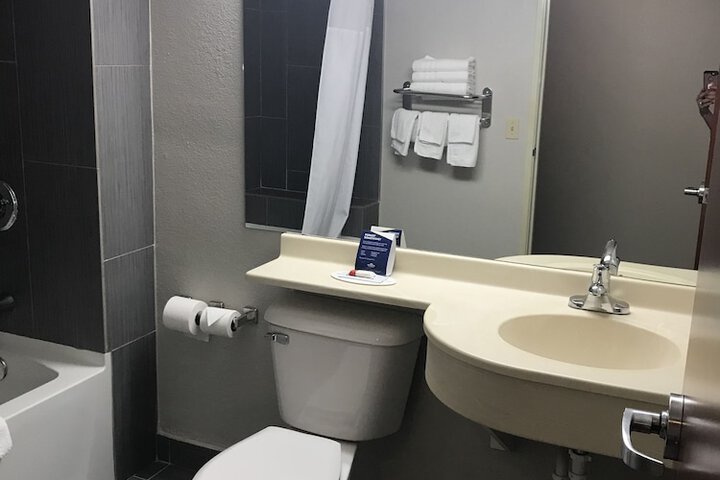 Microtel Inn & Suites by Wyndham Urbandale / Des Moines