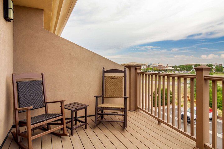 Comfort Inn & Suites Brighton Denver NE Medical Center