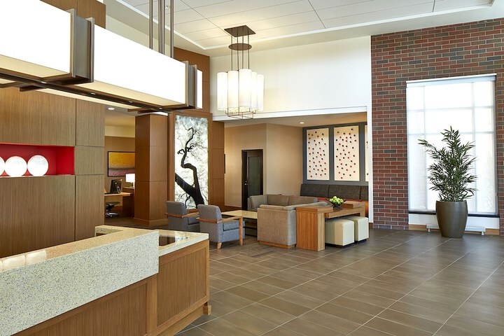 Hyatt Place Lansing - East