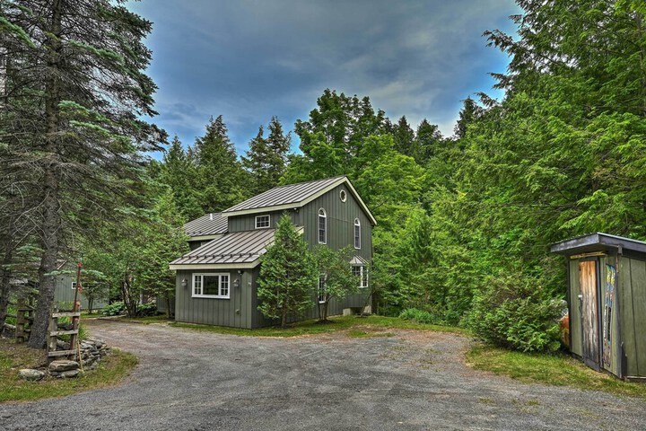 Beautiful Jay Peak Home Near Creek & Waterfalls!