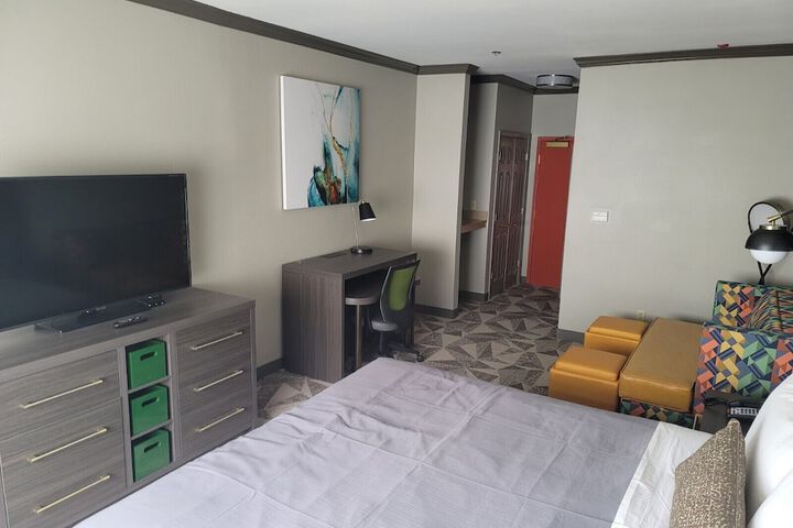 Room 14 of 23