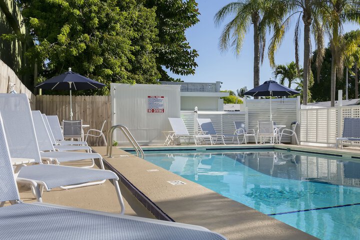 Pool 8 of 35