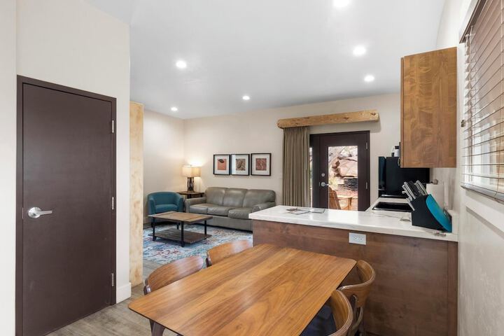 Bluff Dwellings Resort