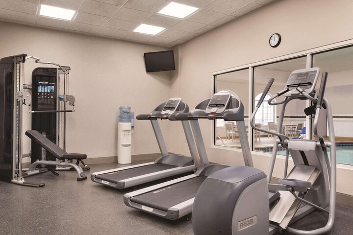 Country Inn & Suites by Radisson Merrillville, IN