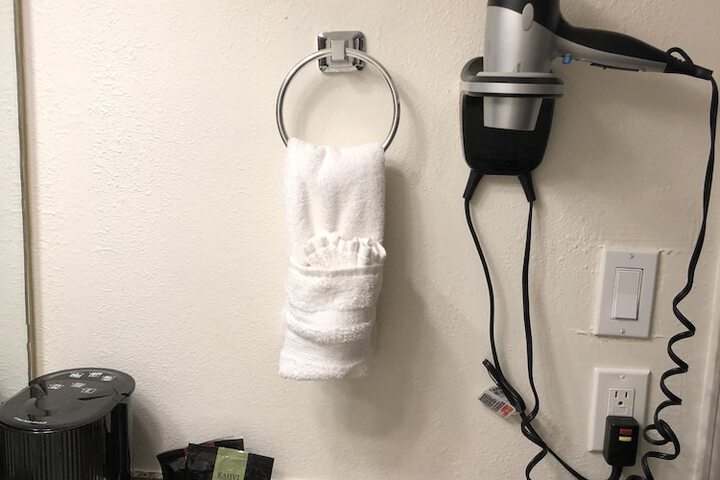 Room 31 of 54