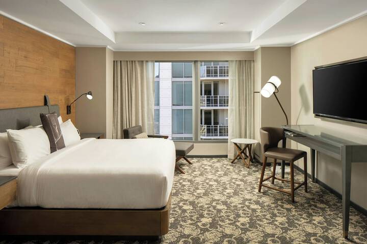 Room 54 of 120