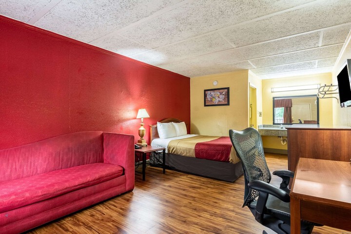 Room 19 of 27