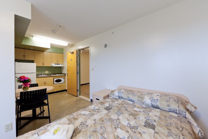 Room 71 of 80