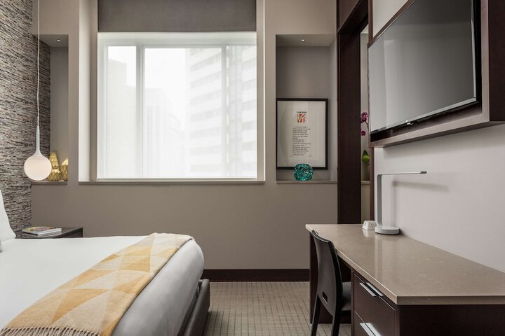Room 48 of 175