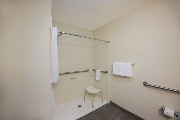 Room 20 of 34