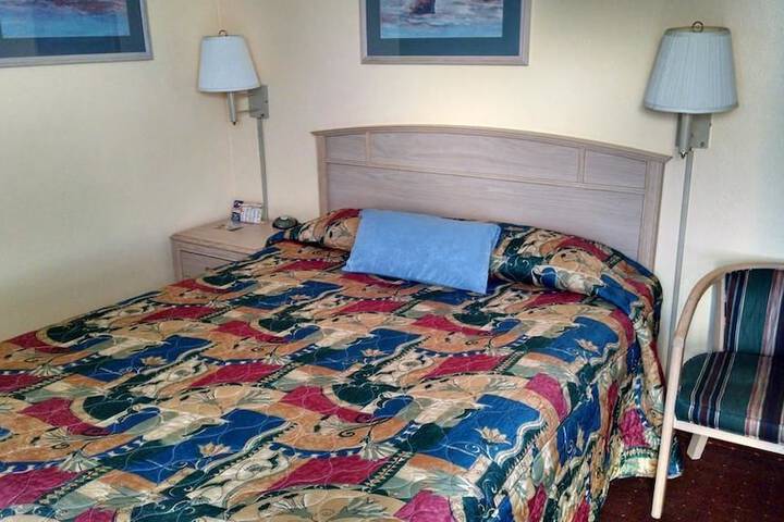 Room 14 of 19