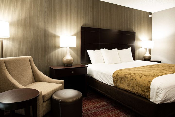 Room 17 of 24