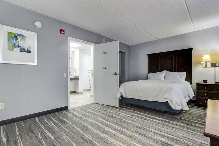 Hampton Inn & Suites by Hilton Brantford Conference Centre