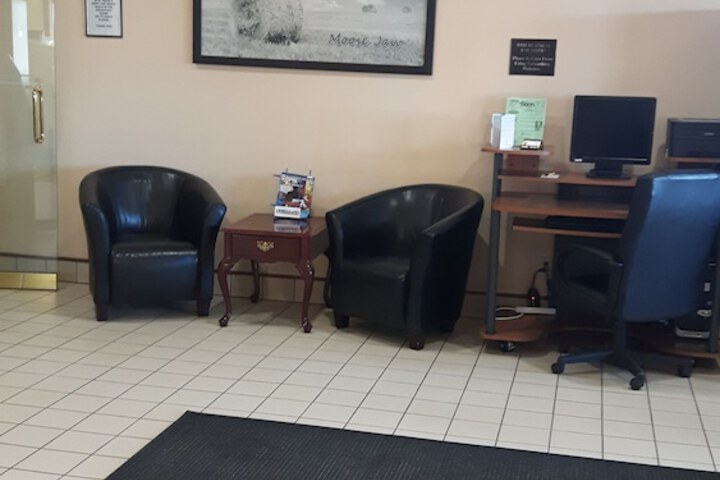 Super 8 by Wyndham Moose Jaw SK